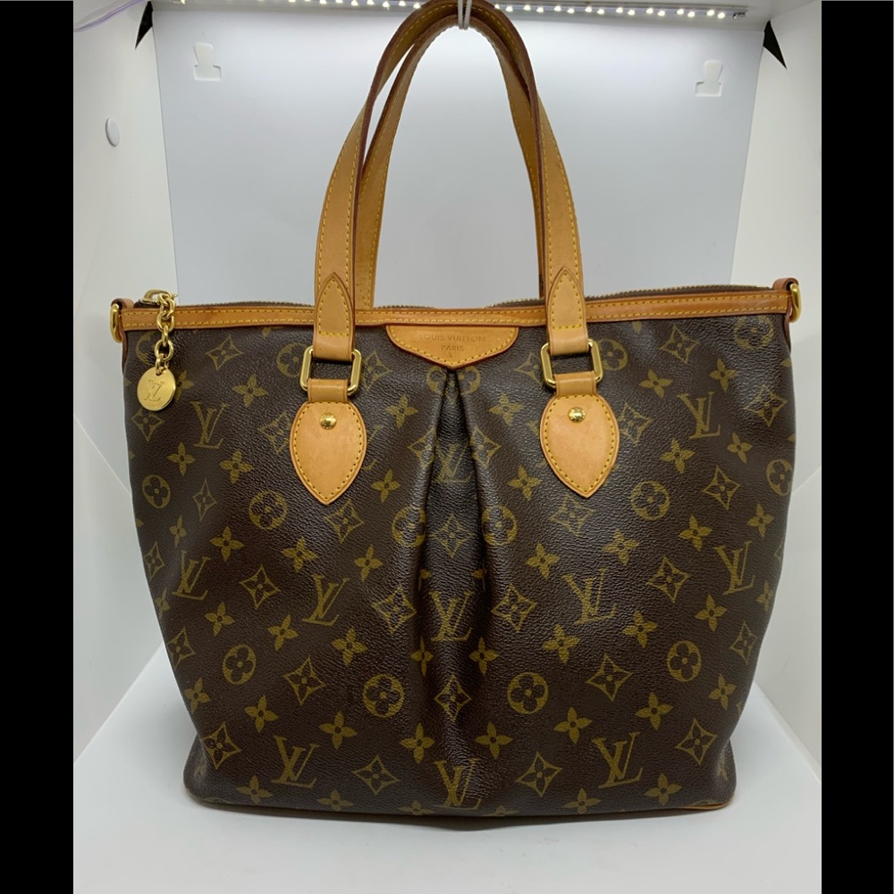Louis Vuitton Palermo PM Monogram Handbag - Picture 6 of 16
